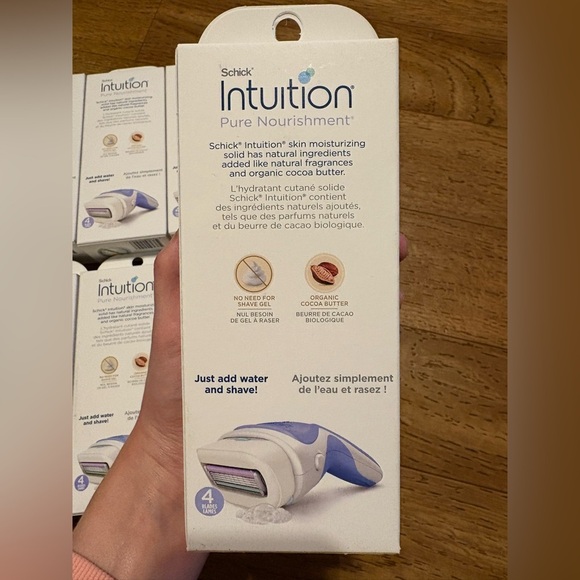 (6 pack) Schick Intuition 4-Blade Pure Nourishment Women's Razors - Picture 3 of 4